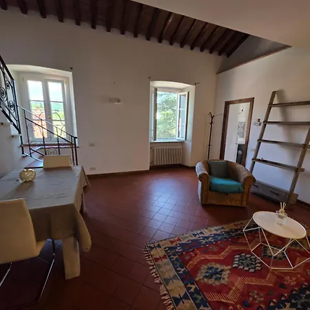 Dell'arco Bed & Breakfast